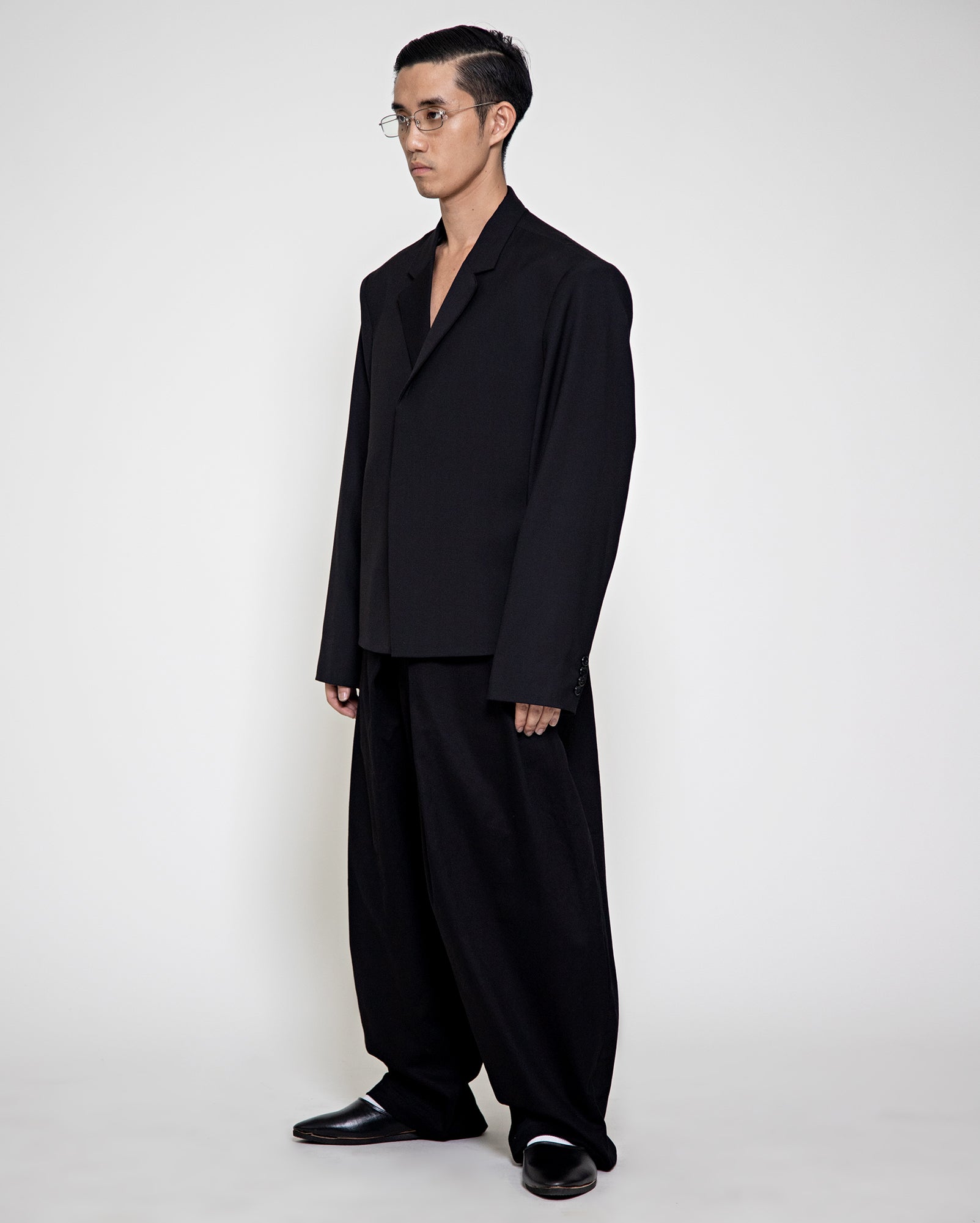 Budi Suit - BEV C multi label store