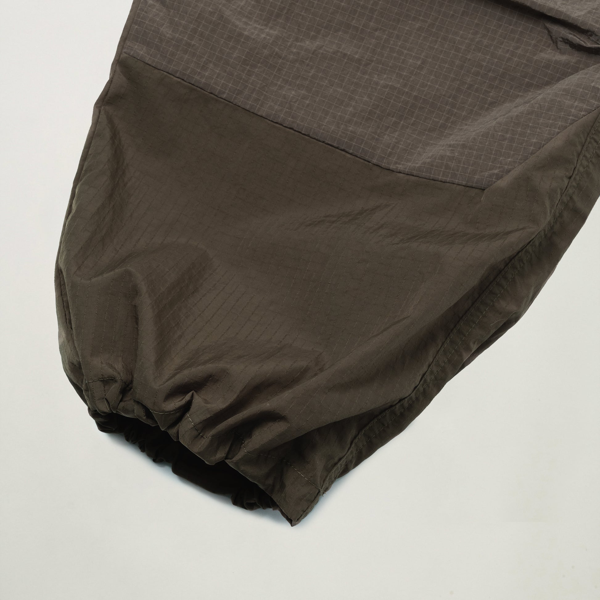 Mount Pants (UMBER) - BEV C multi label store