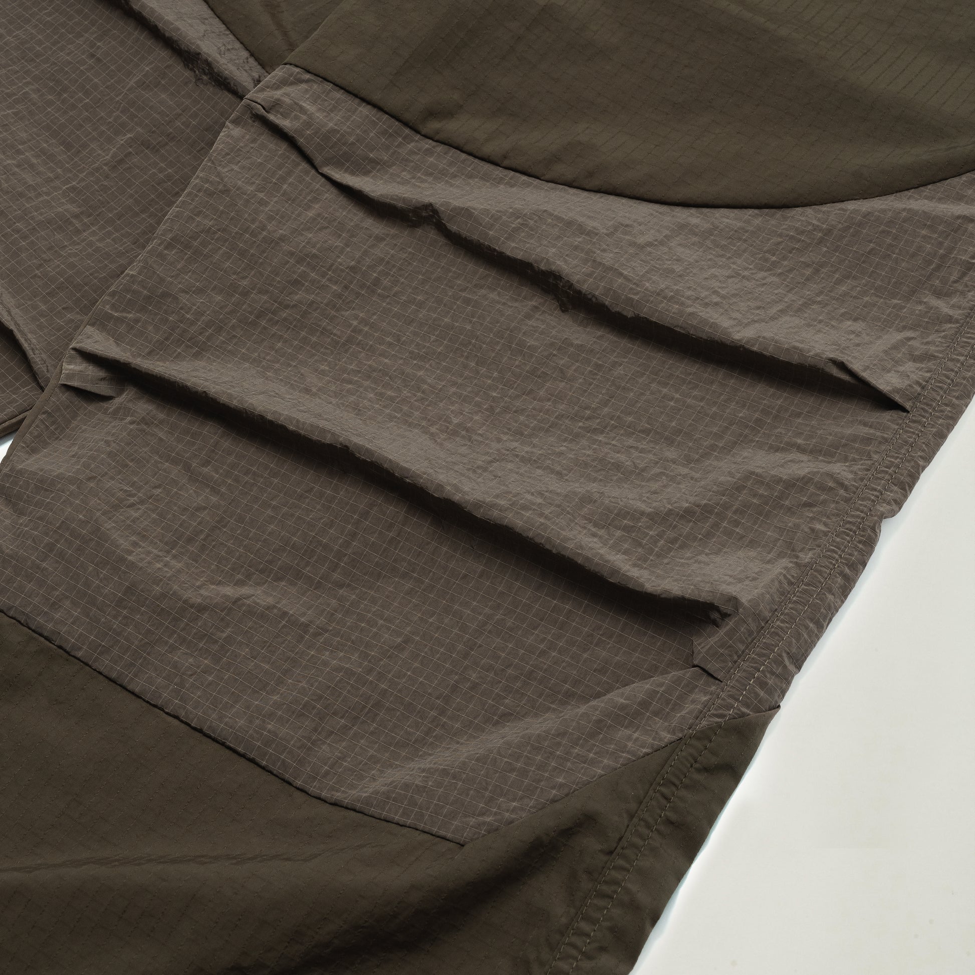 Mount Pants (UMBER) - BEV C multi label store