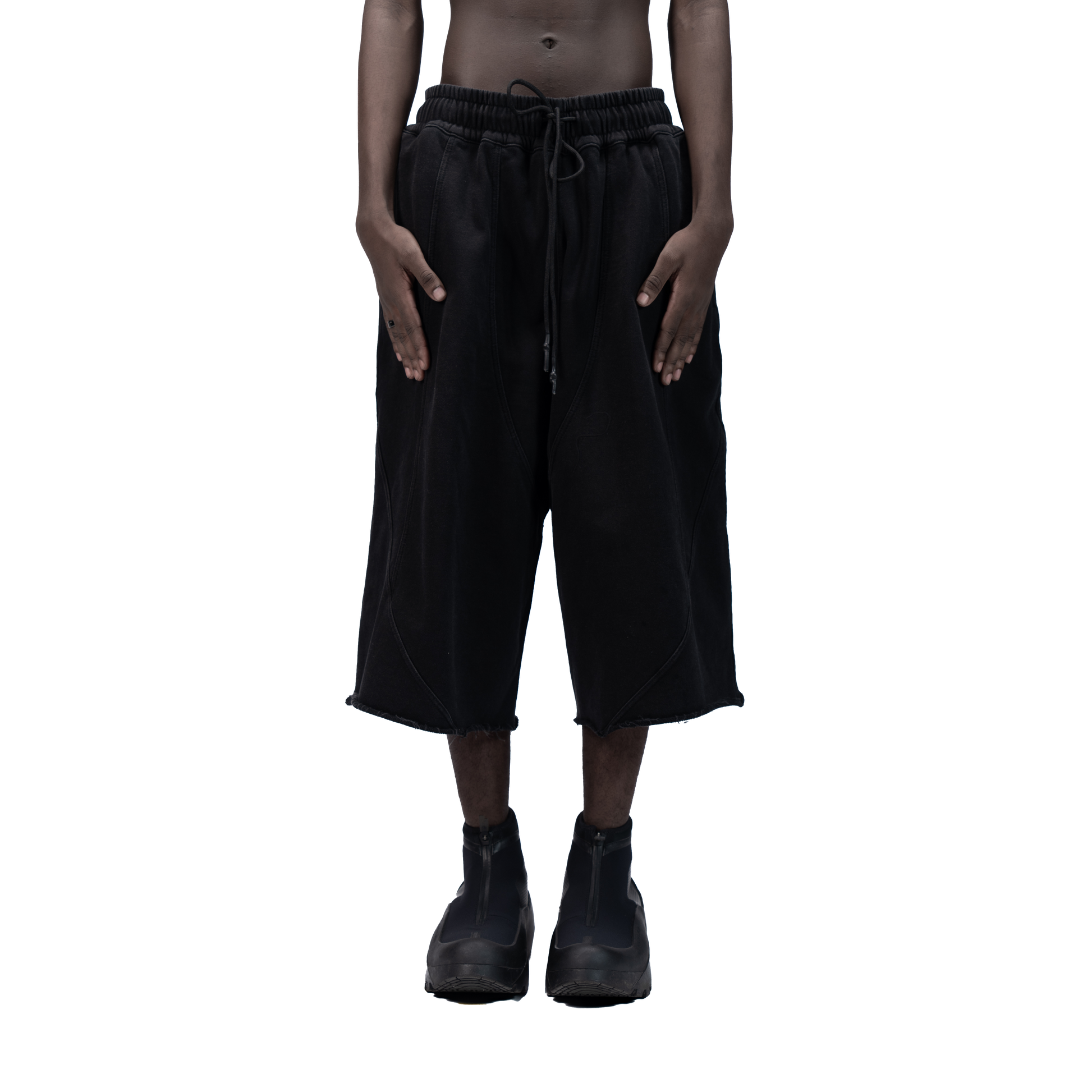 626 BAT PANEL JORTS - BLACK - BEV C multi label store