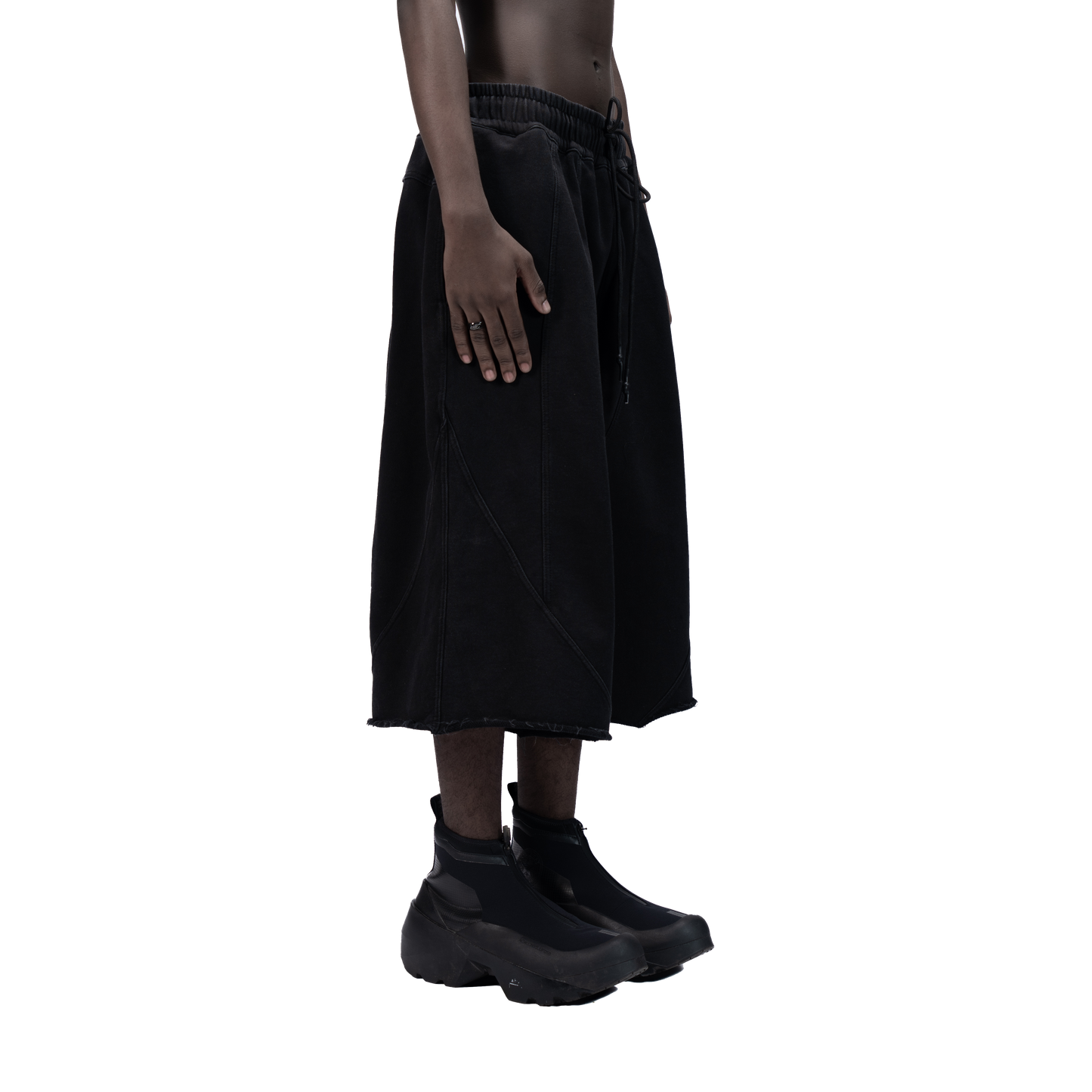 626 BAT PANEL JORTS - BLACK - BEV C multi label store