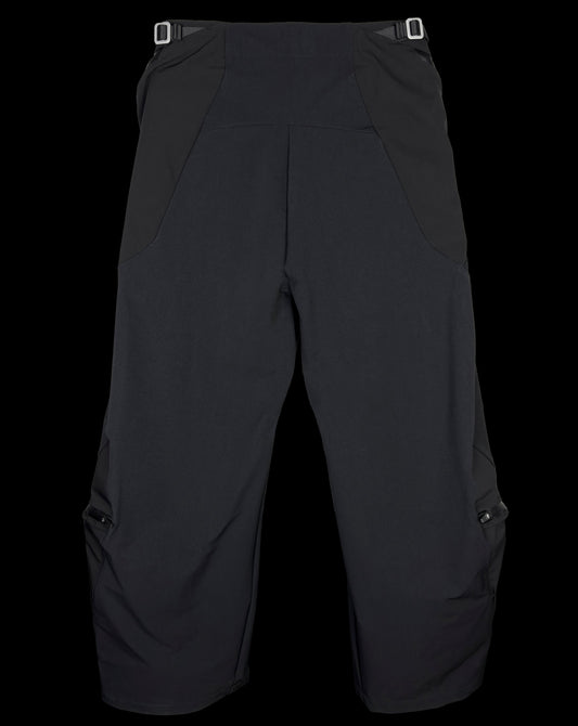 LV.1 Technical Cargo Dark Y - BEV C multi label store