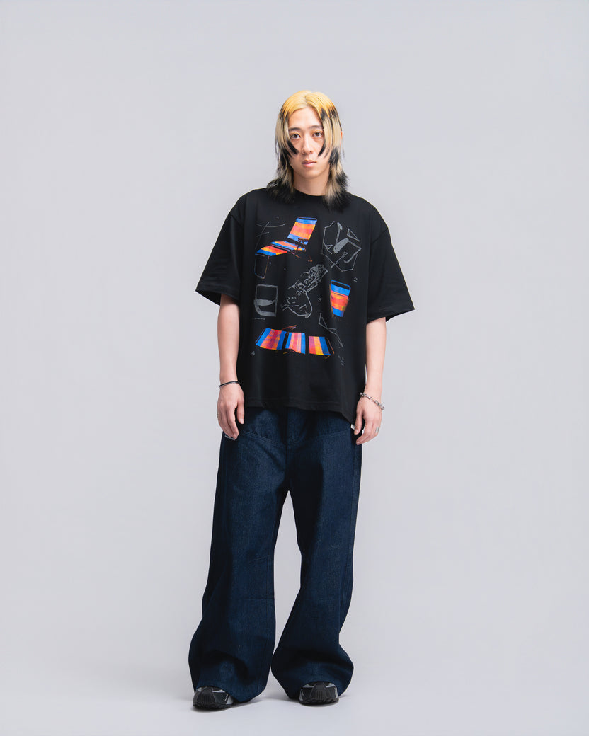 Lazy Chair Tee Black - BEV C multi label store