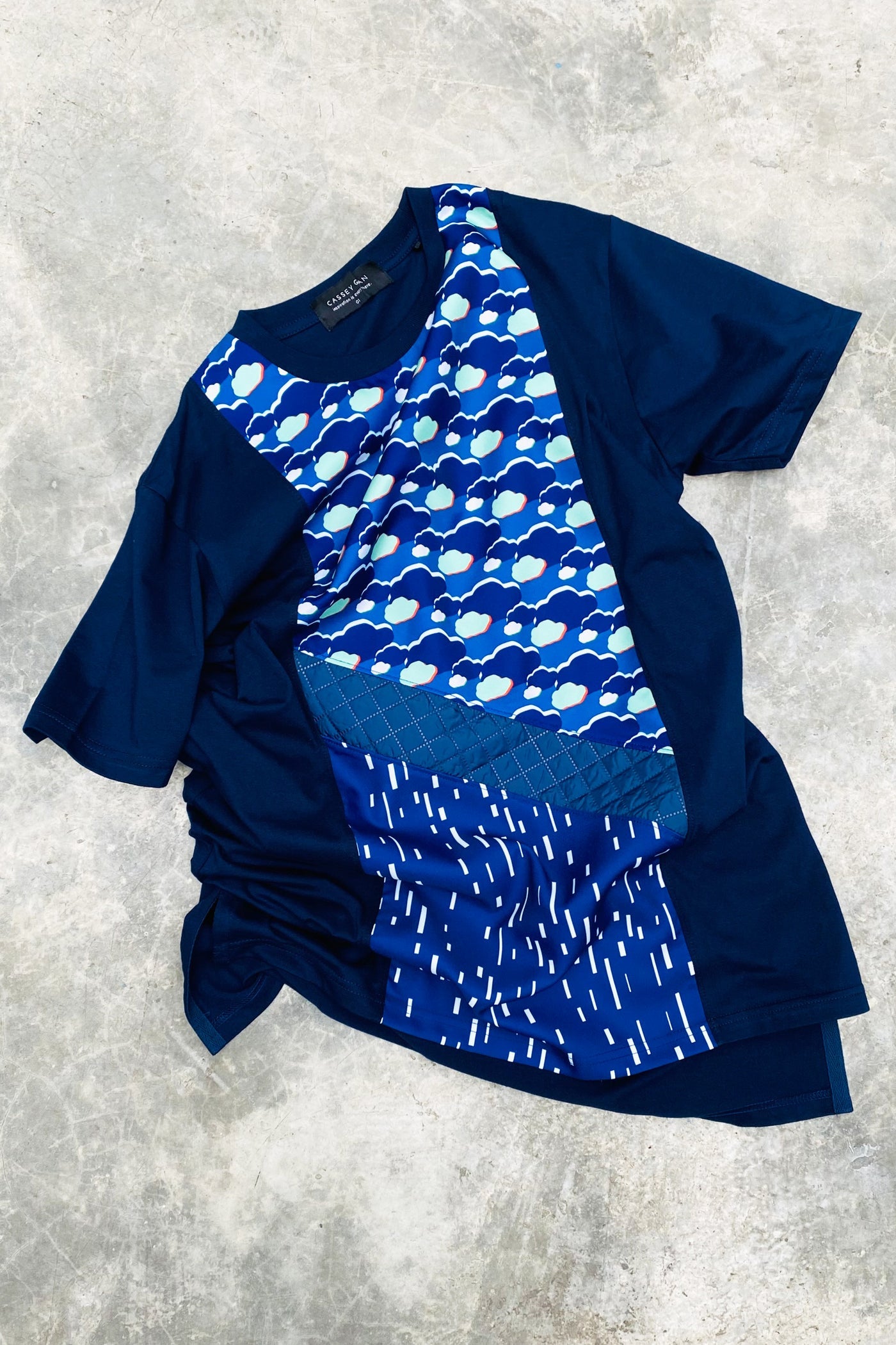 S07 UNISEX TEE || NAVY BROCCOLI - BEV C multi label store