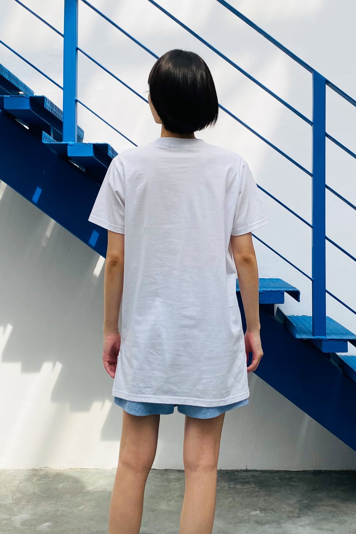 S07 UNISEX TEE || SKYBLUE LEEK - BEV C multi label store