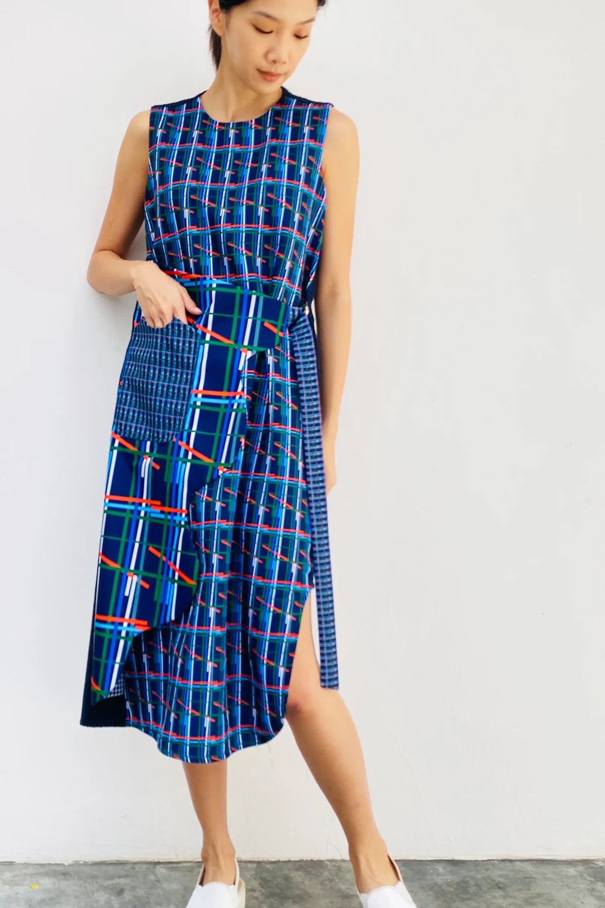 S18 DD02B || CONTRASTING CHECKS RIPPLE DRESS - BEV C multi label store