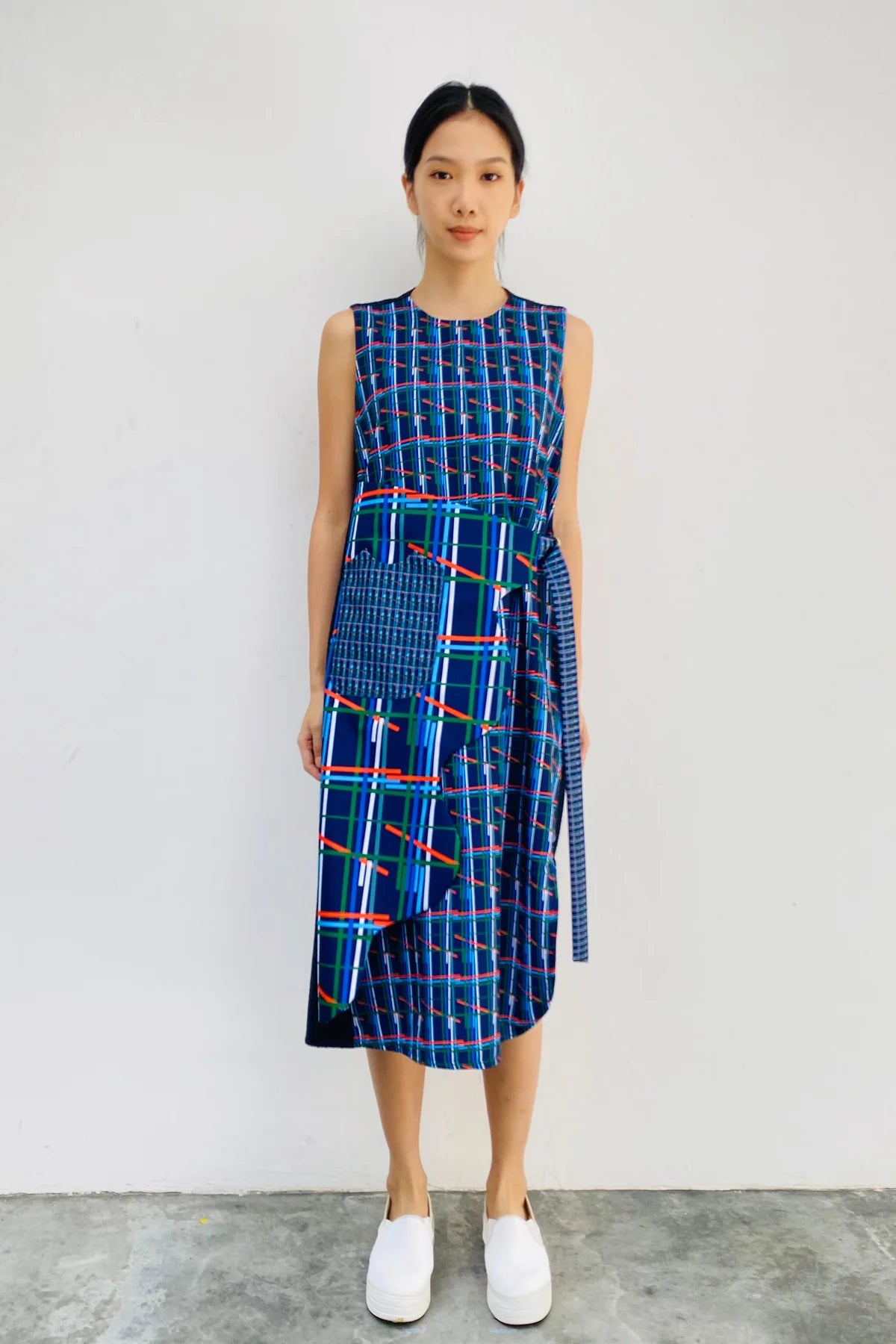 S18 DD02B || CONTRASTING CHECKS RIPPLE DRESS - BEV C multi label store