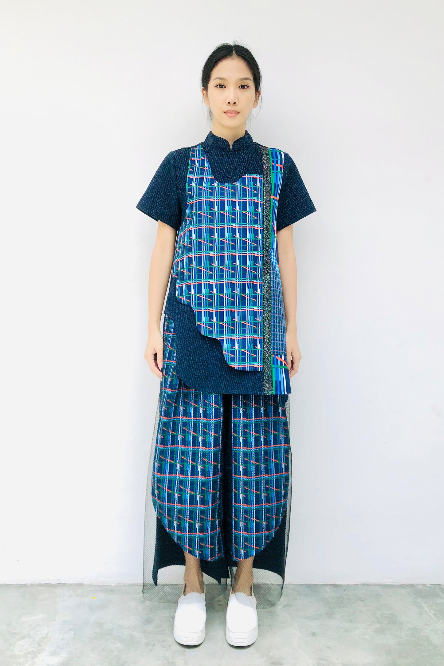 S18 TT06 || GROCERY BASKET TOP - BEV C multi label store