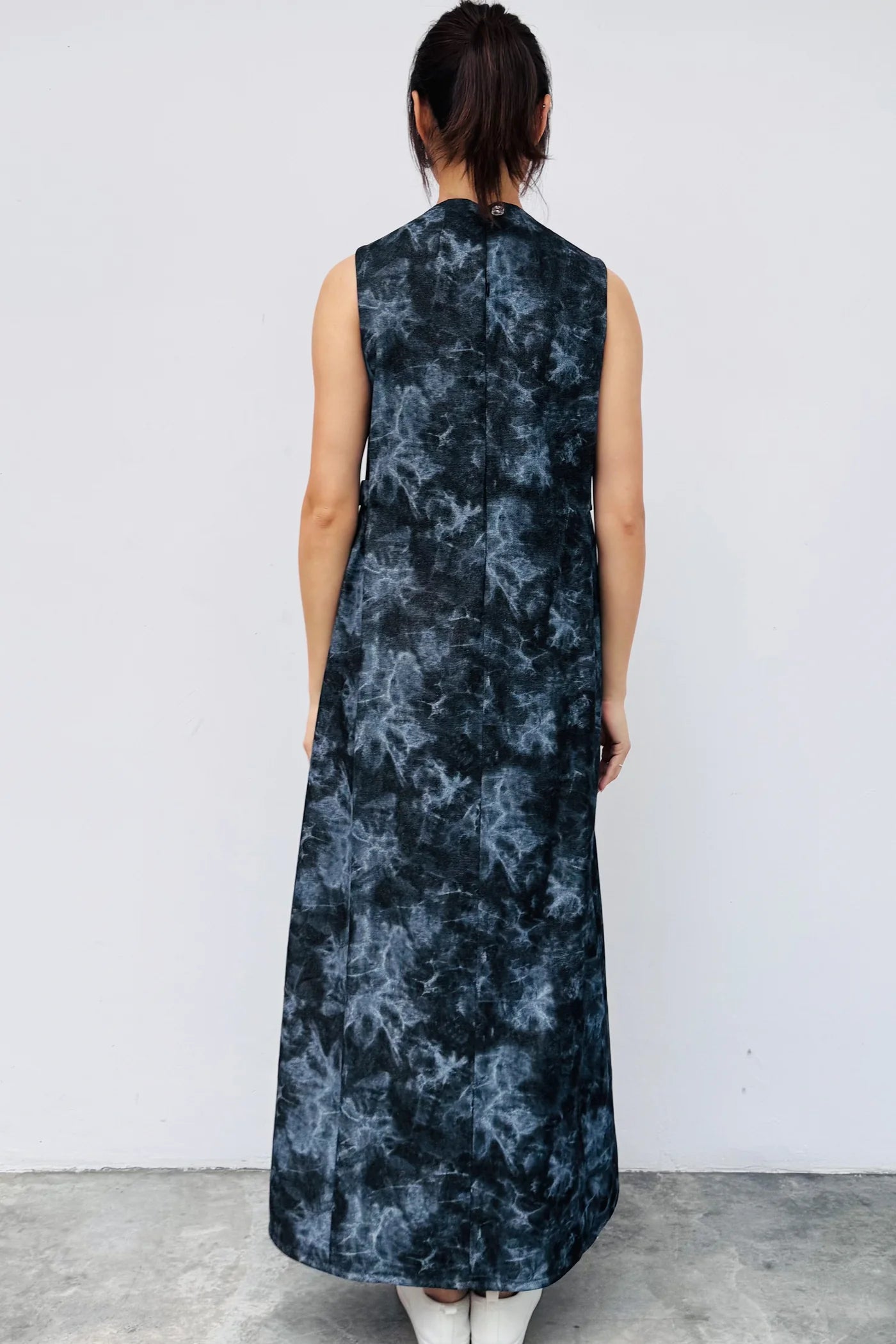 S20 DD04B || WHISPER MAXI DRESS - BEV C multi label store