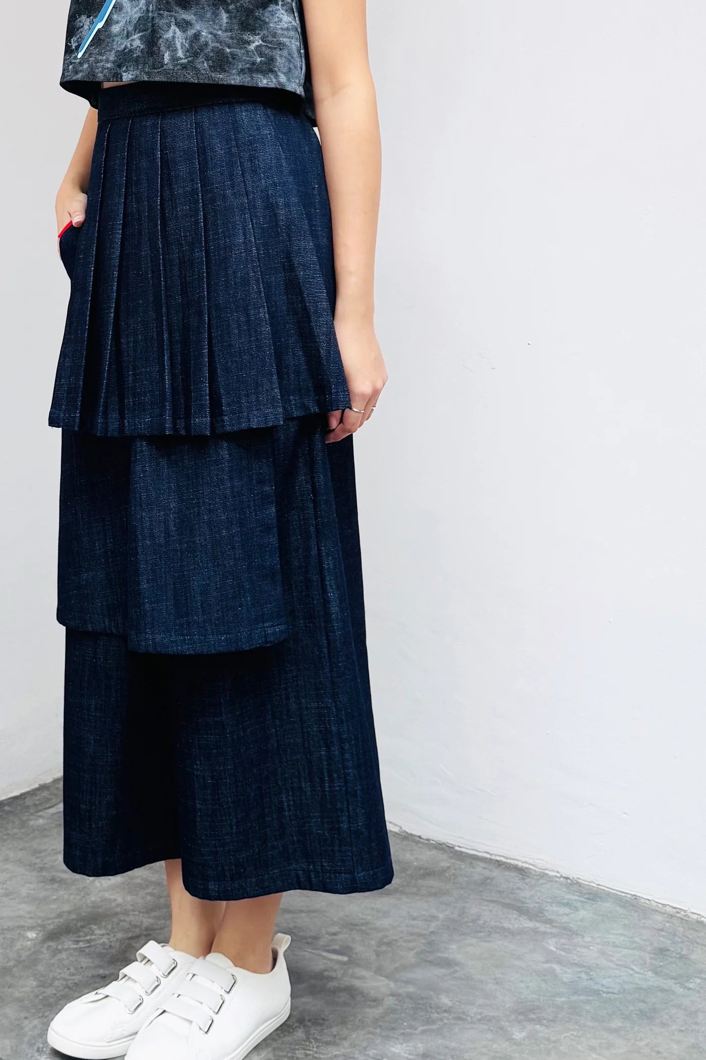 S20 LP01 || ECLIPSE TROUSERS - BEV C multi label store