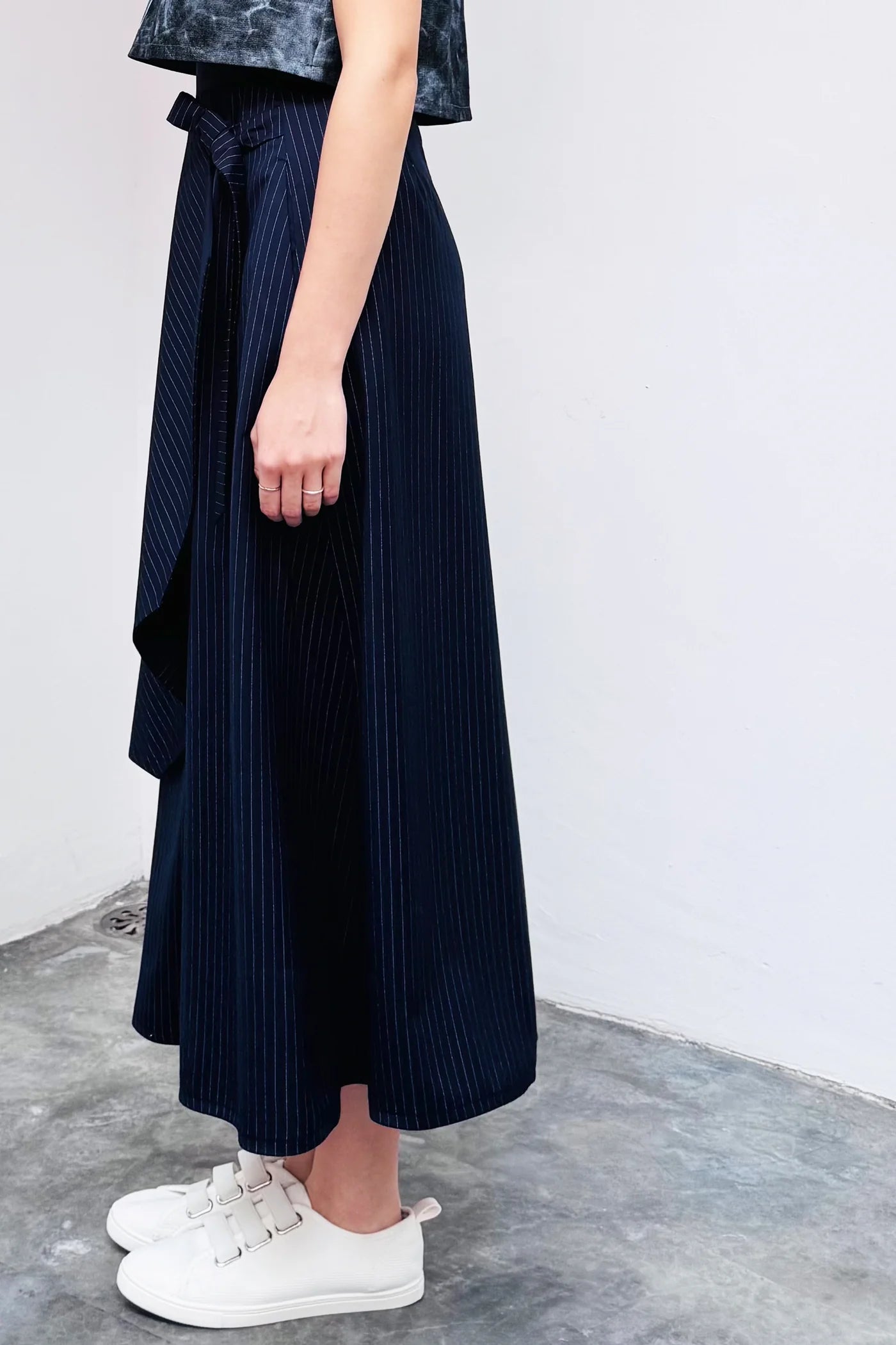 S20 LP08B || GLIDE TROUSERS - BEV C multi label store