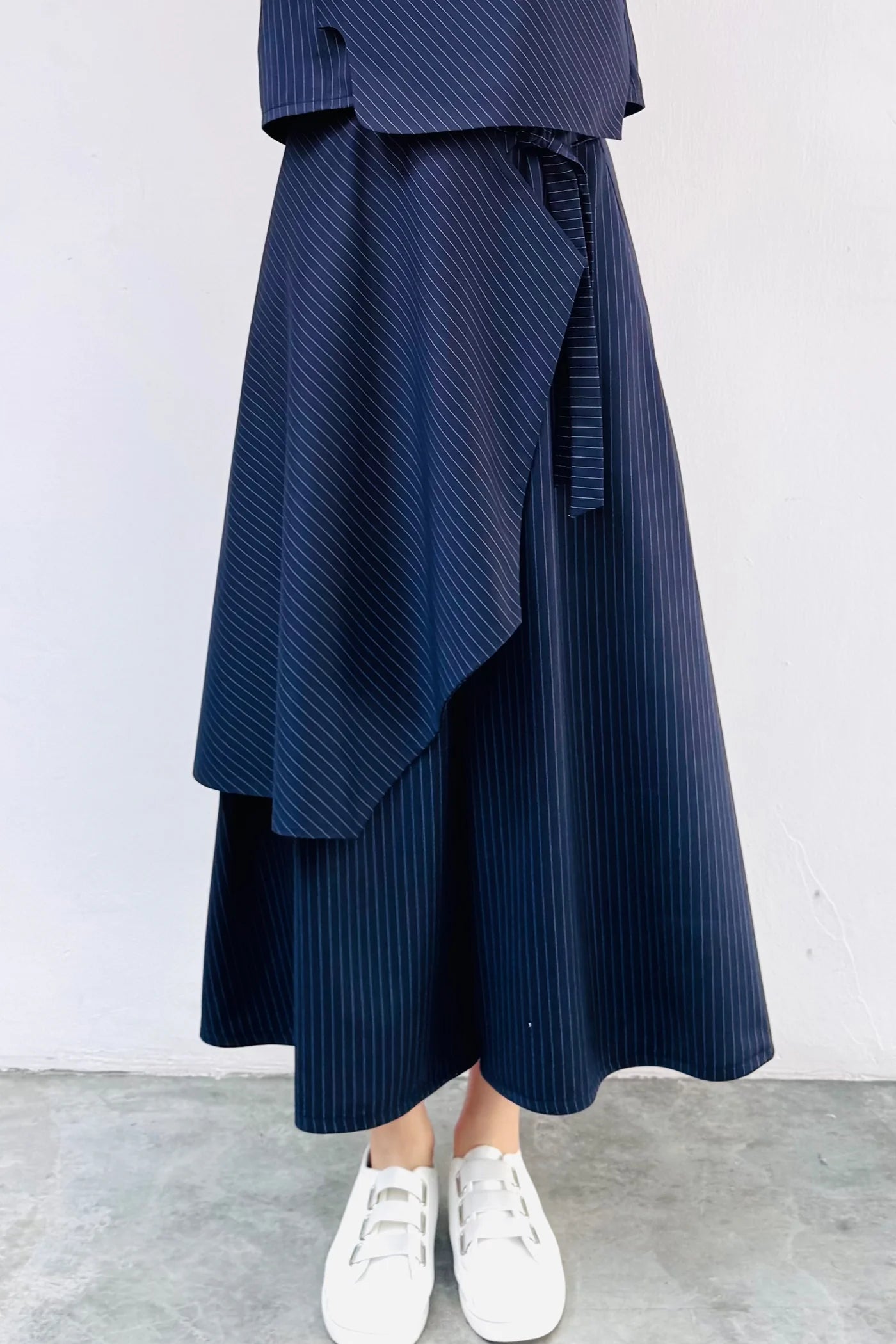 S20 LP08B || GLIDE TROUSERS - BEV C multi label store
