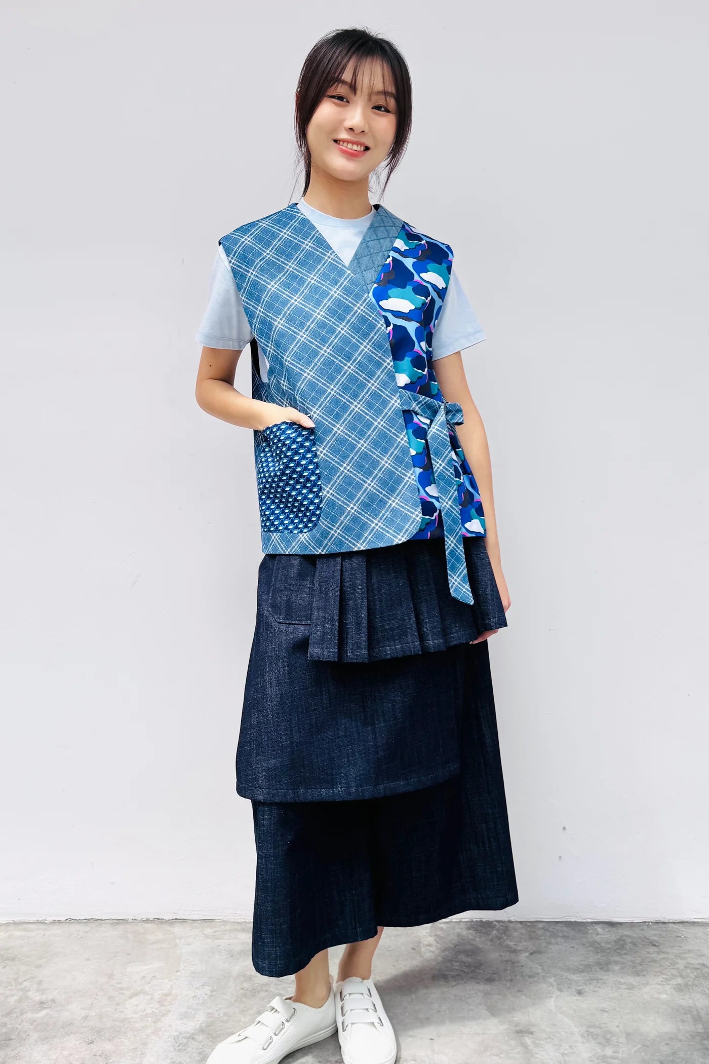 S20 VT02A || PEACE VEST