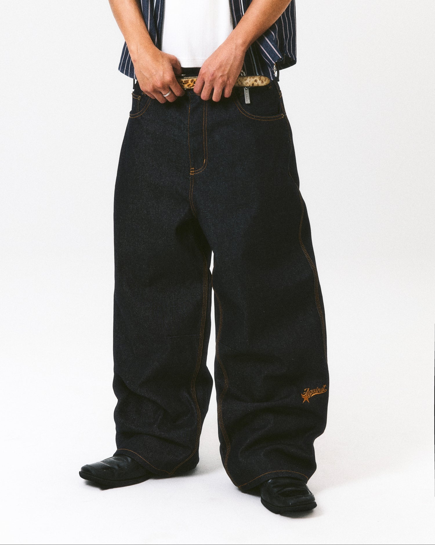 STAR LOGO RAW JEANS - BEV C multi label store