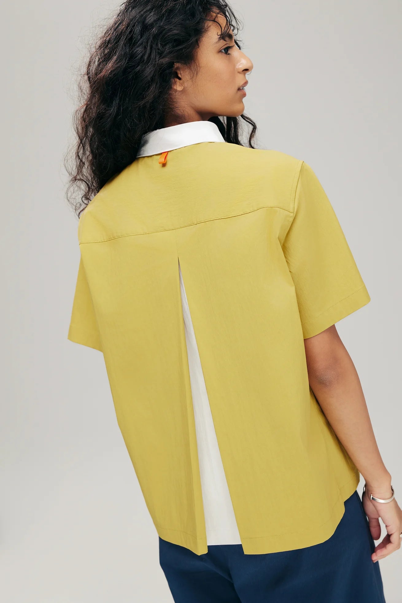 SENSU HALF-PLACKET SHIRT IN LIME & WHITE - BEV C multi label store