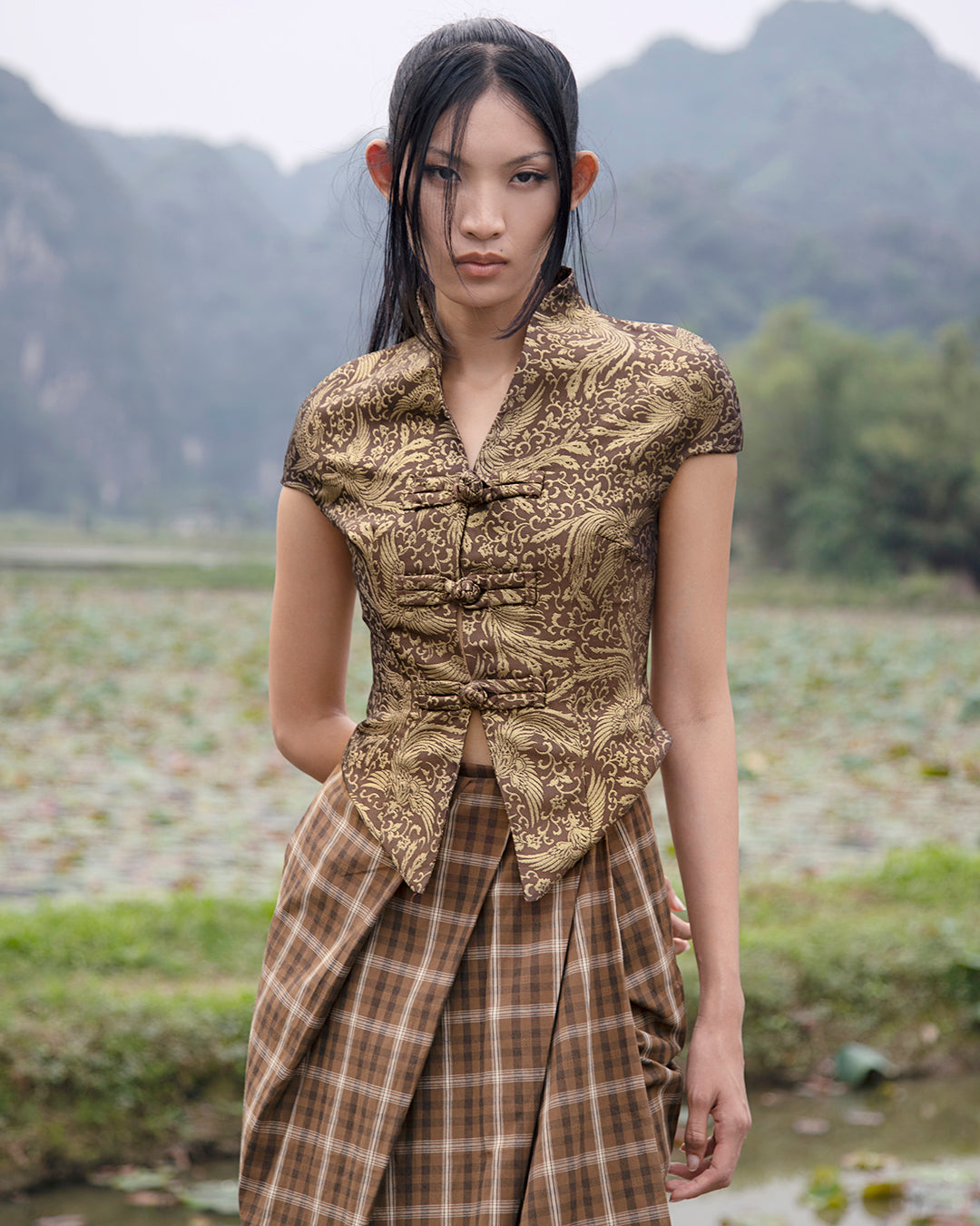 Kebaya Săm (Brown Pheonix) - BEV C multi label store