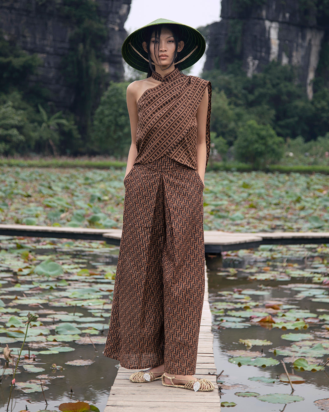 Baju Sbăi Mandarin (Batik) - BEV C multi label store