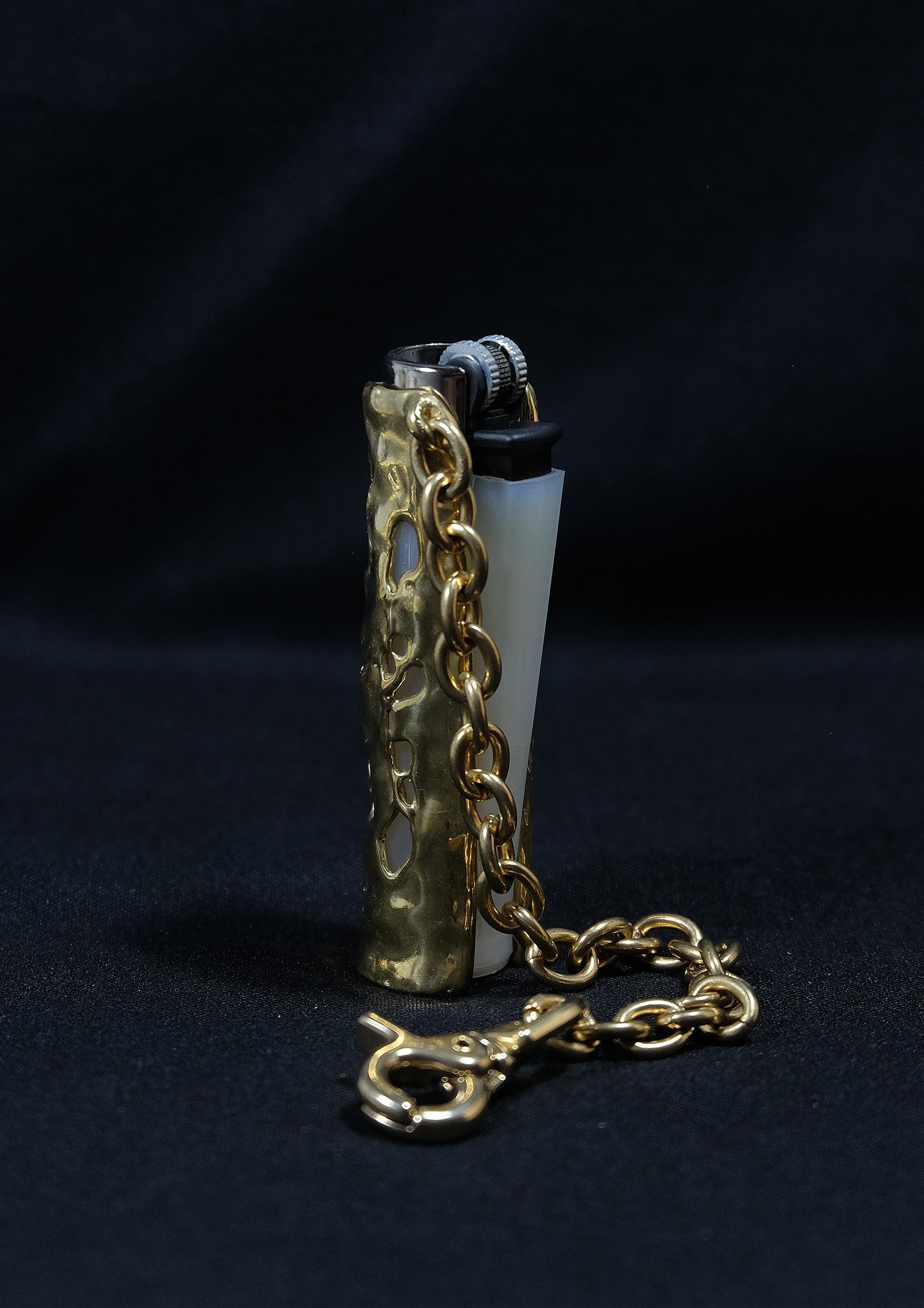 THUNDER LIGHTER CASE - BEV C multi label store