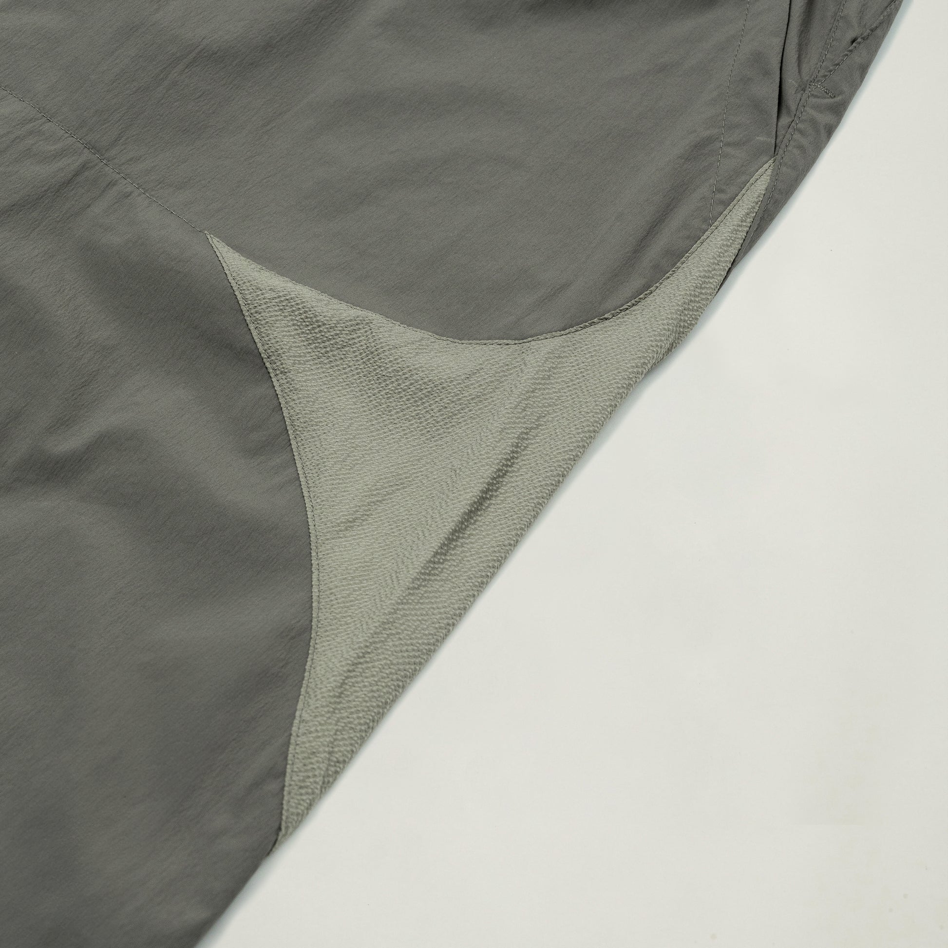 Wanderer Easy Pants V2 (Ash Brown) - BEV C multi label store