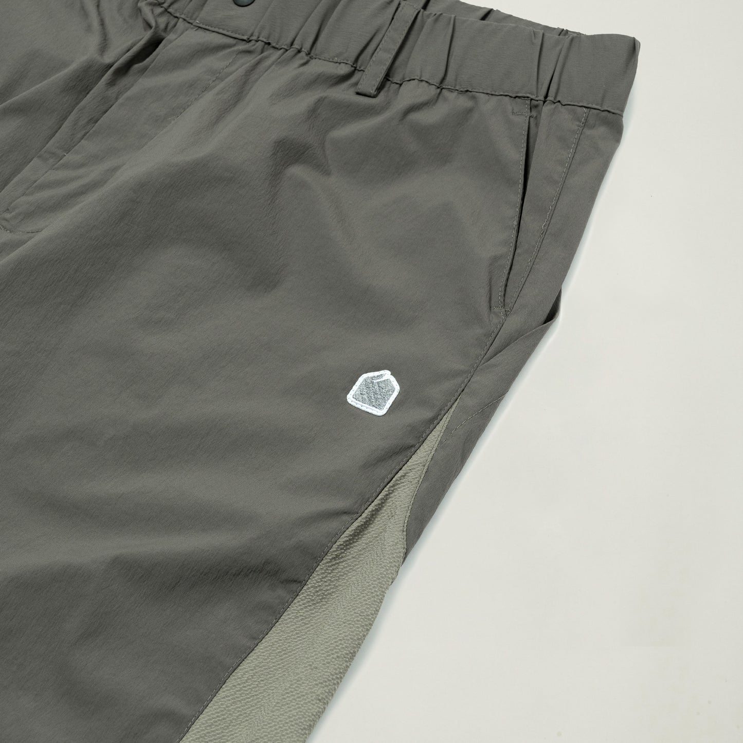 Wanderer Easy Pants V2 (Ash Brown) - BEV C multi label store