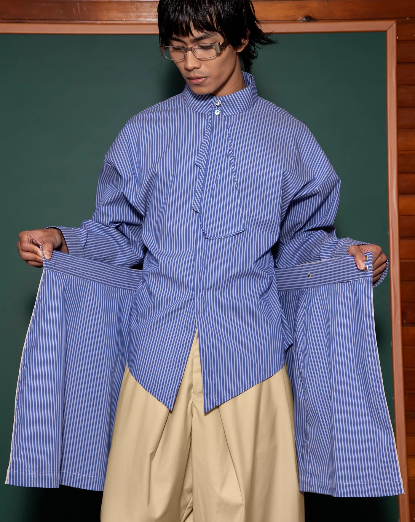 Kemeja Cekak Malaya (Blue Pinstripe) - BEV C multi label store