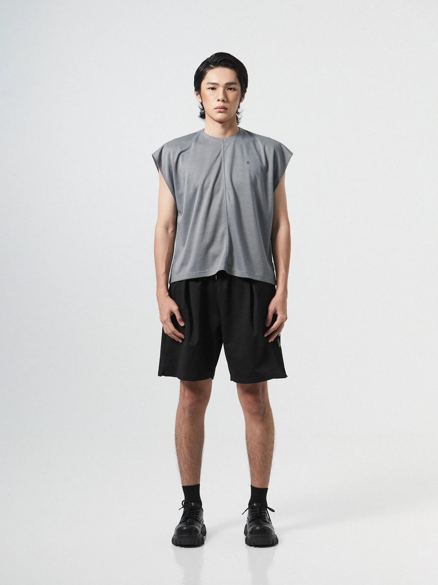 ORDINARY PLEATED SHORT - BEV C multi label store