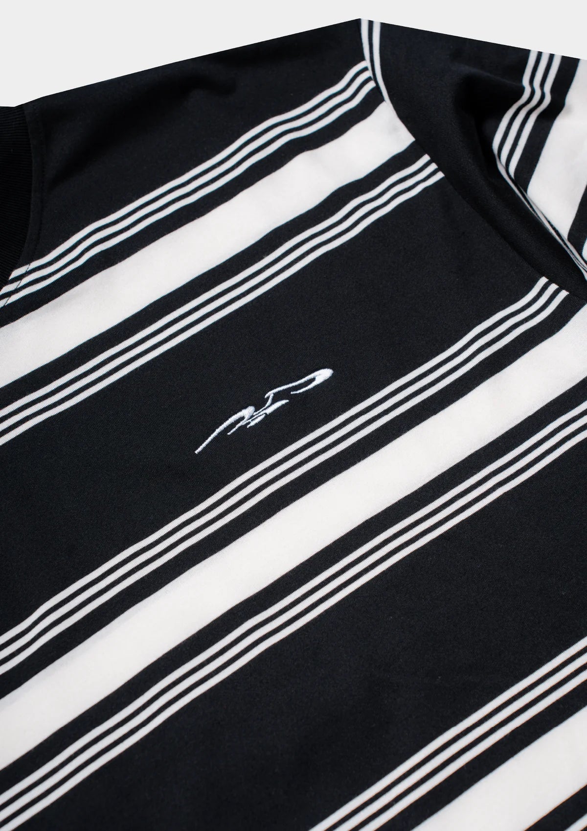 LOGO STRIPE CROPPED L/S TEE IN BLACK - BEV C multi label store