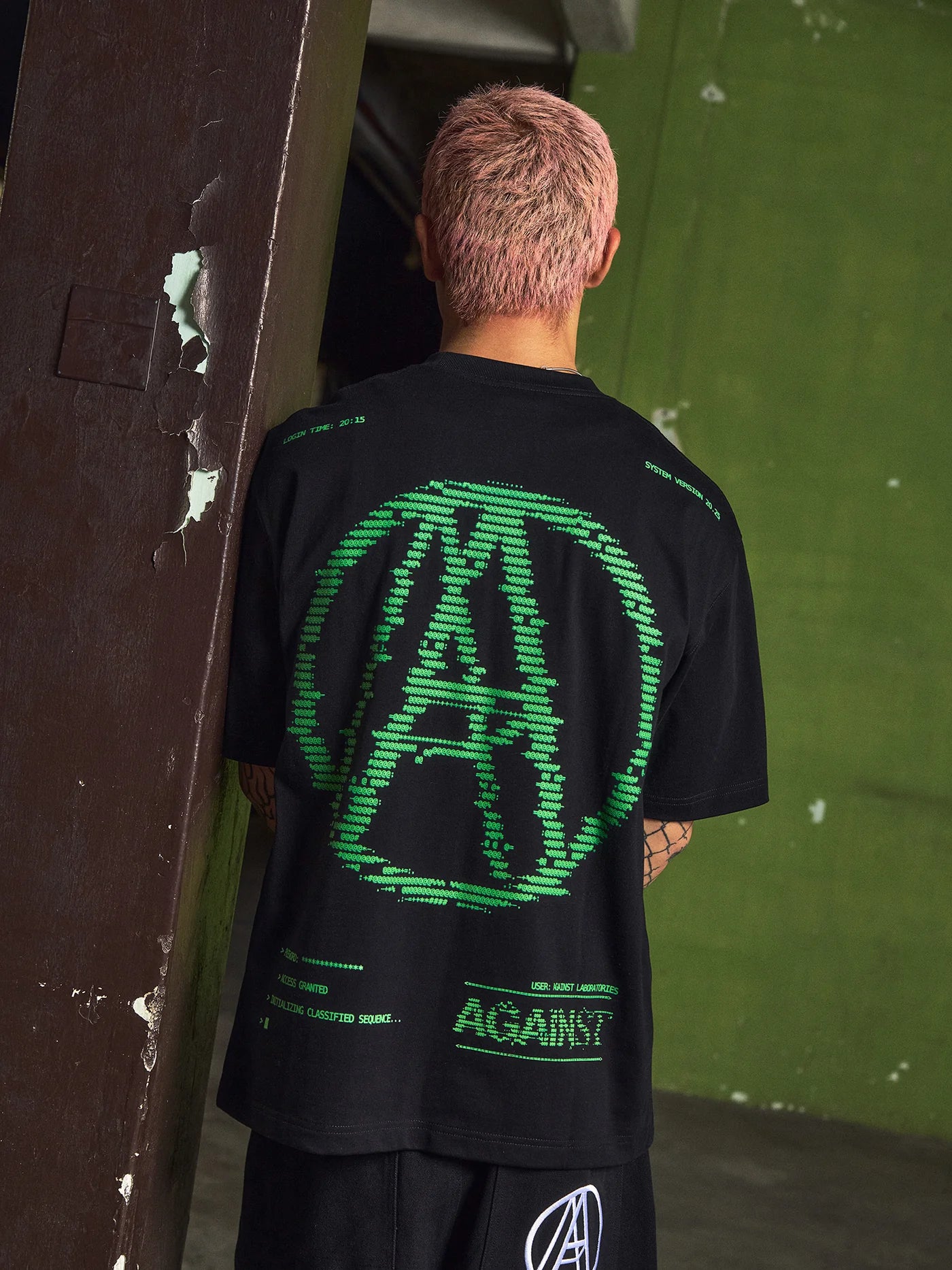 ASCII TEE - BEV C multi label store