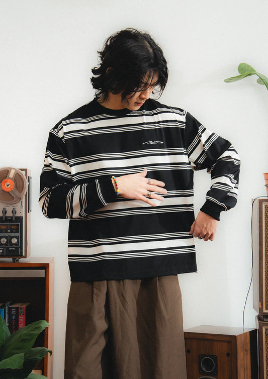 LOGO STRIPE CROPPED L/S TEE IN BLACK - BEV C multi label store
