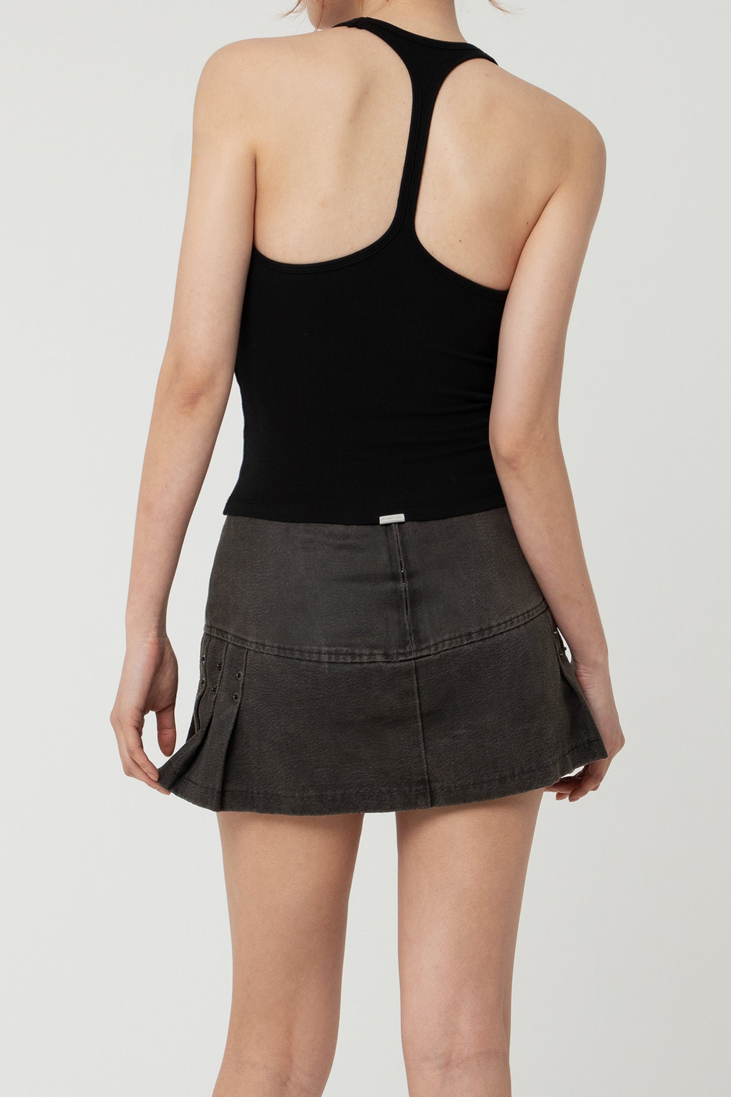 AMMO MINI SKORT COAL - BEV C multi label store