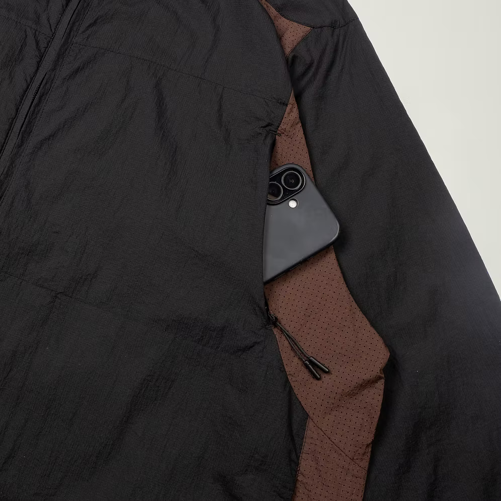 Kinetic Jacket (Black) - BEV C multi label store