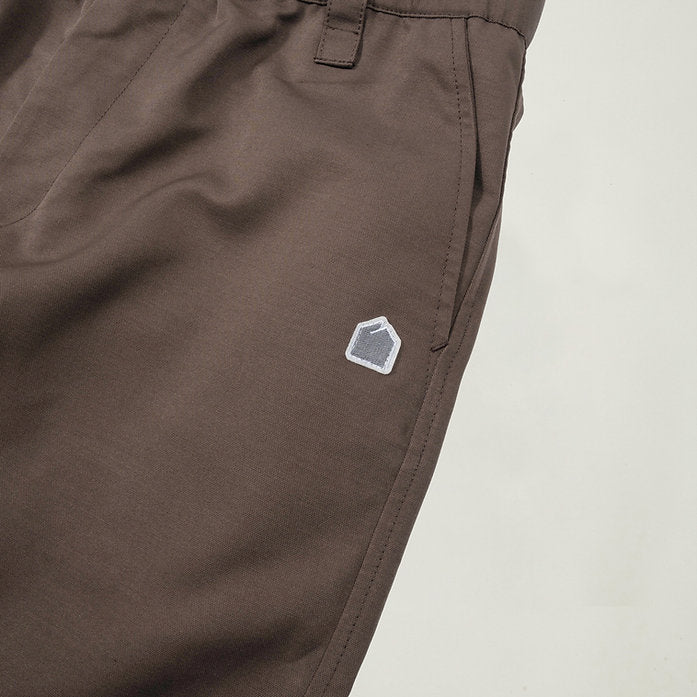 Peak Chino (Ash Brown) - BEV C multi label store