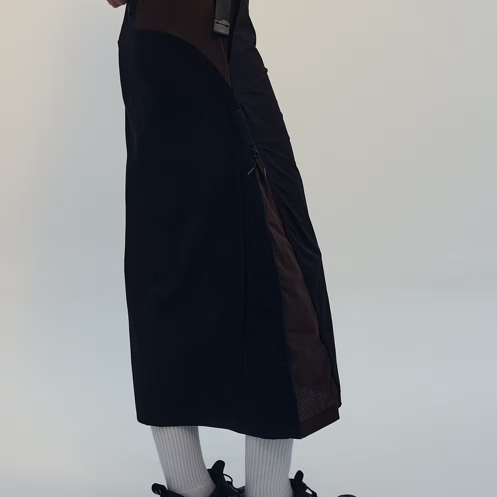 WMS/ Two-Way Skirt - BEV C multi label store