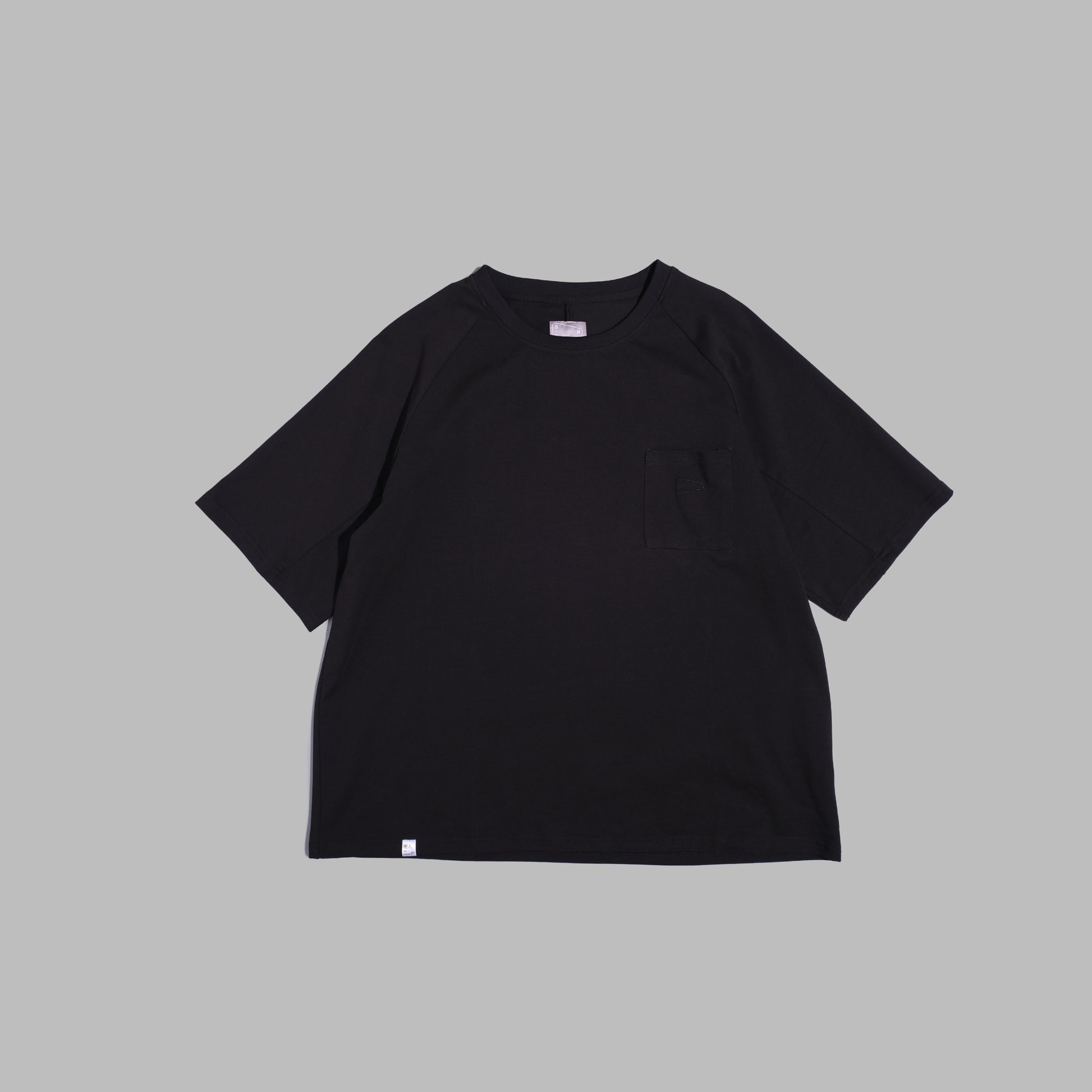 Sun Tee / Sorona® Polymer - Black - BEV C multi label store