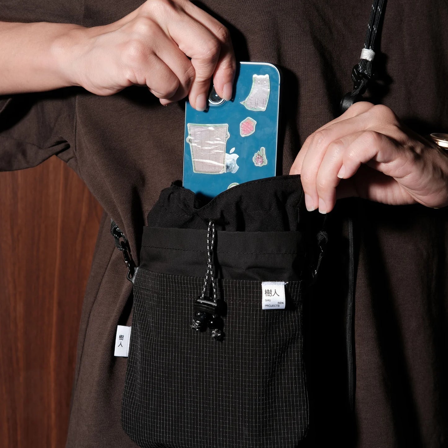 Storm Kin Pouch / Black - Water Resistant - BEV C multi label store