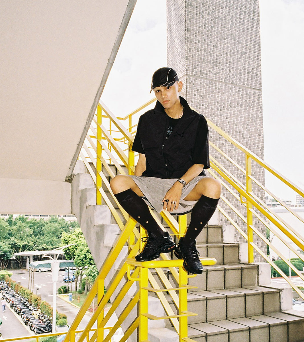 SP. Split Cap - Black - BEV C multi label store