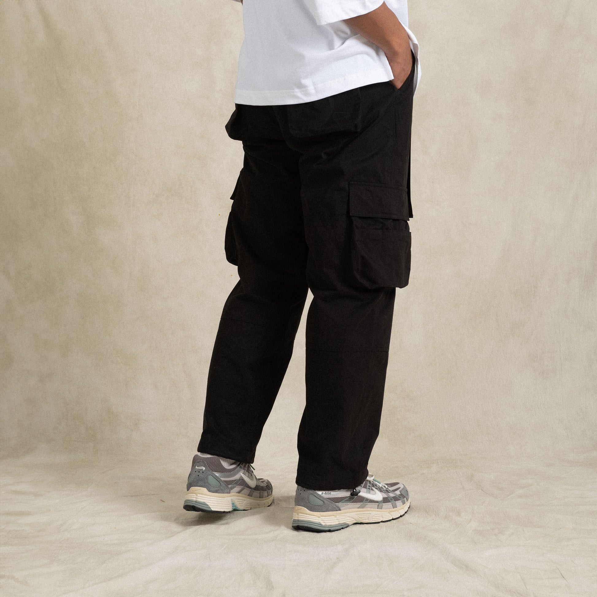 Cargo Pants / cotton - Black - BEV C multi label store