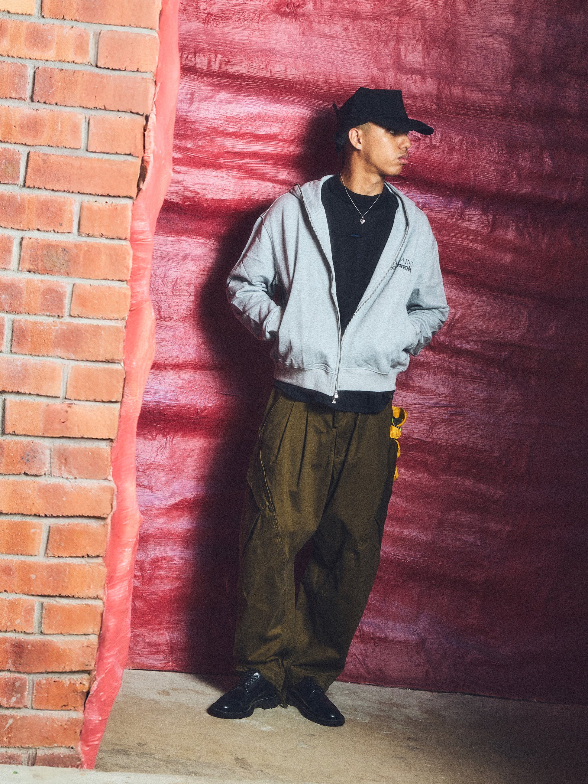 abp. CARGO BIGGIE PANT OLIVE - BEV C multi label store