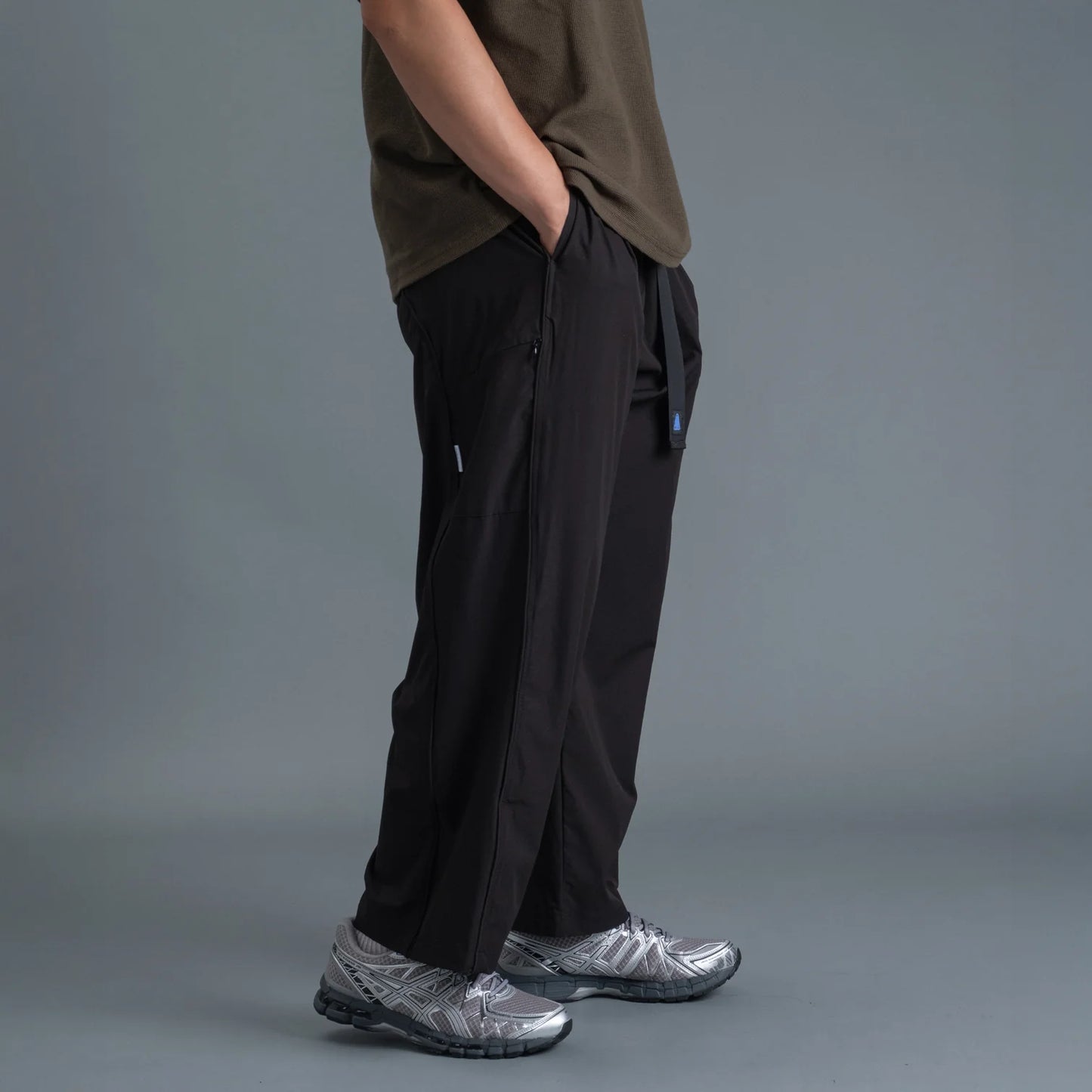 Panel Pants / Nylon – Black - BEV C multi label store