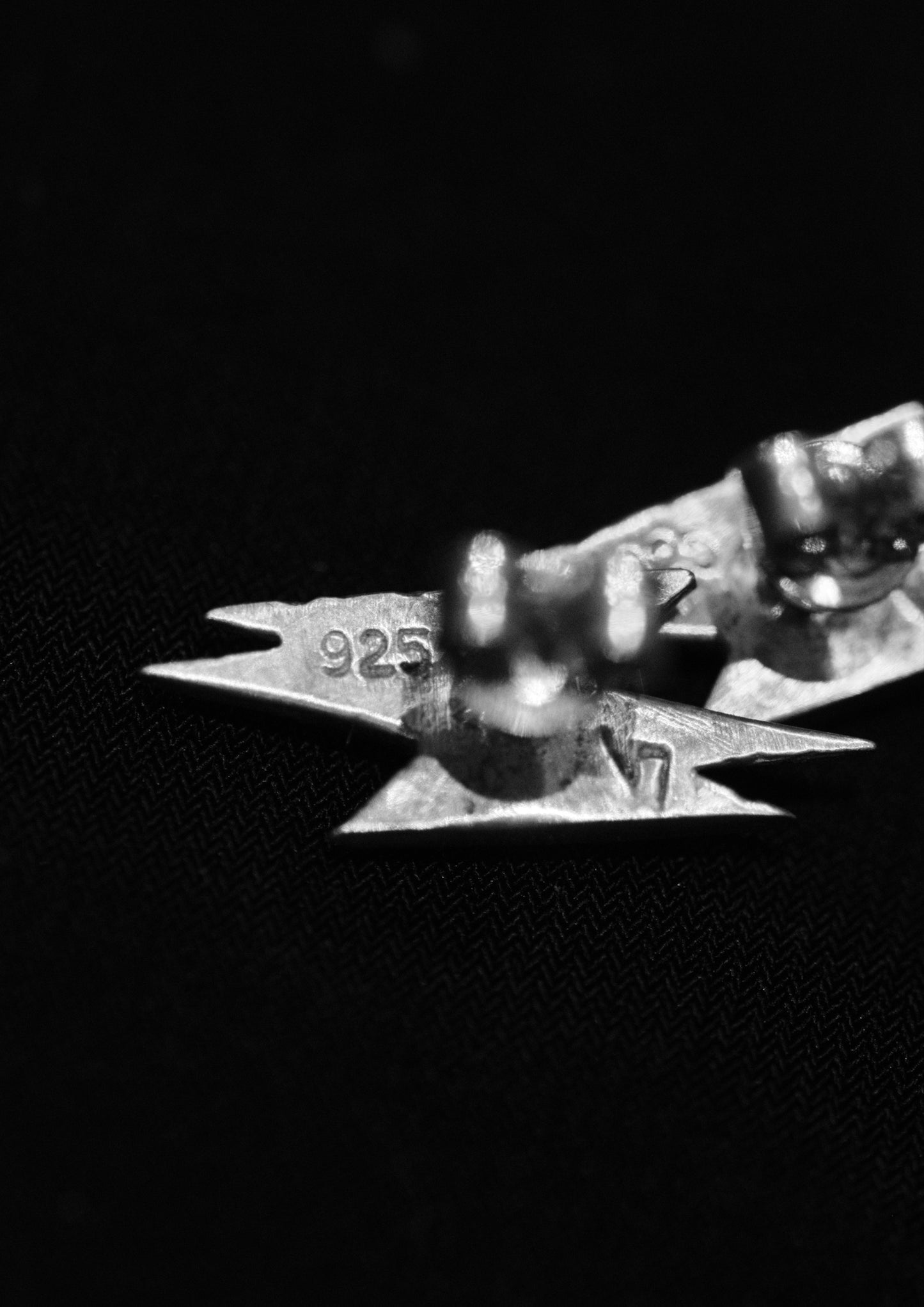 THUNDER EARING - 0003 - BEV C multi label store