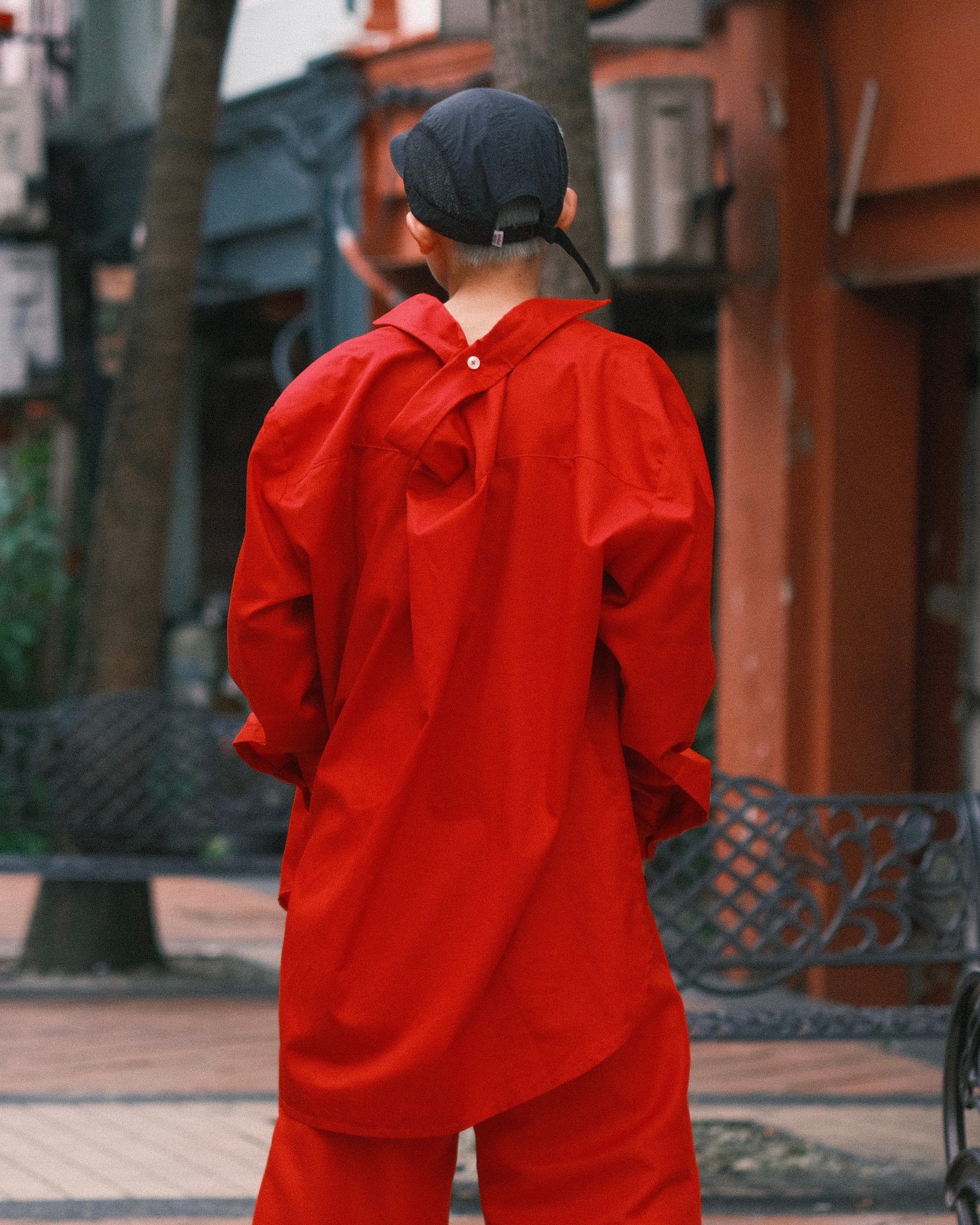 Magnolia Giant Collar Shirt - Red - BEV C multi label store