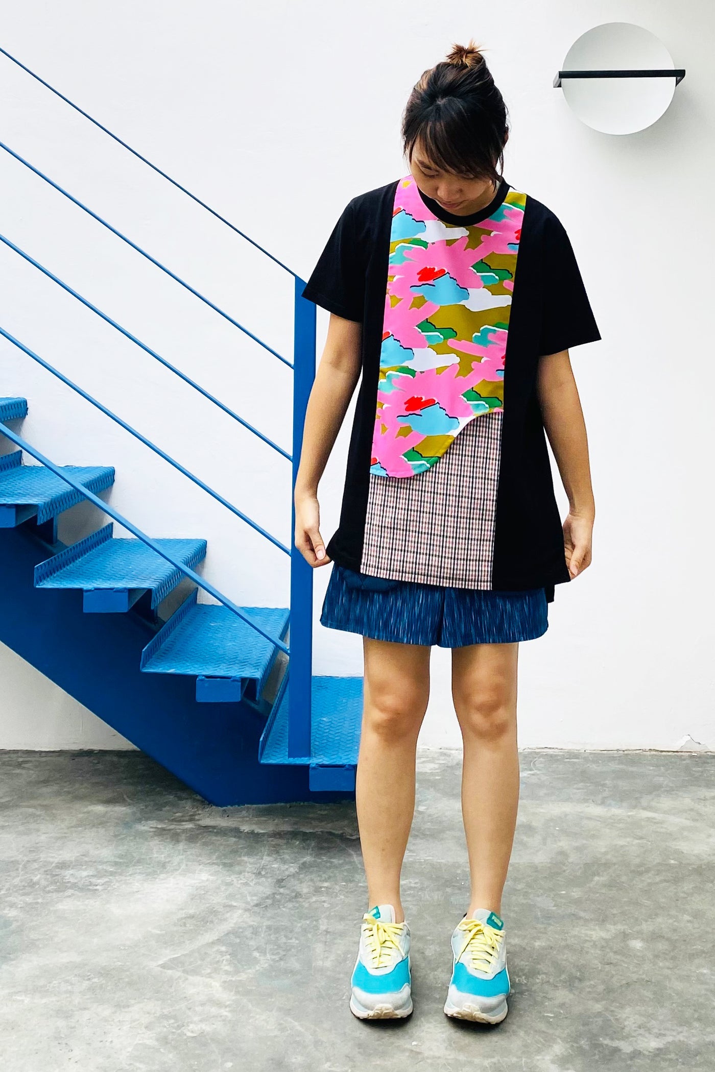 S06 UNISEX TEE || PINK SHRUB TEE - BEV C multi label store
