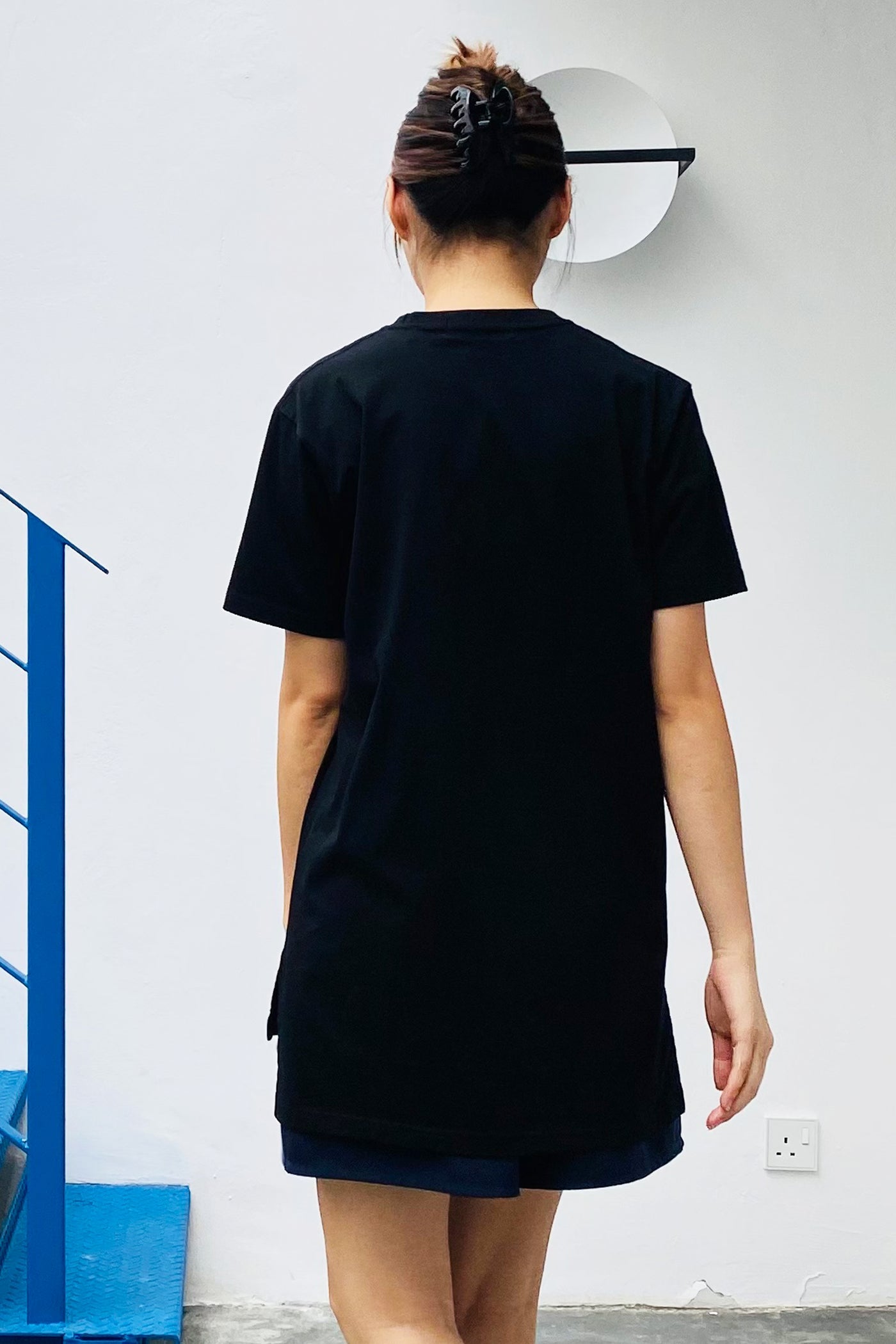 S06 UNISEX TEE || PINK SHRUB TEE - BEV C multi label store